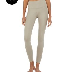 Alo Yoga Airbrush leggings